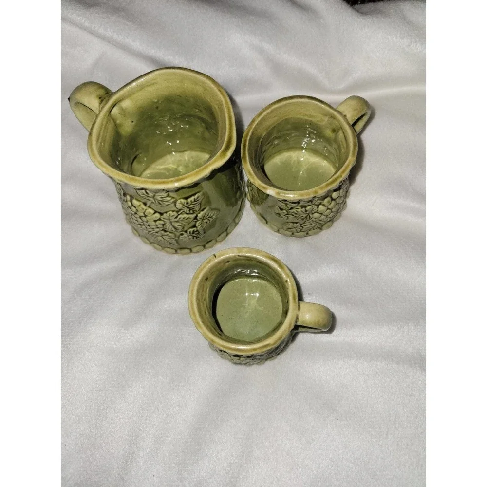 Vintage green ceramic measuring cups